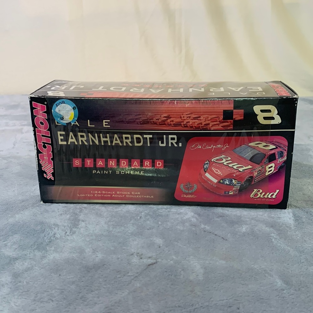 Dale Earnhardt Jr. #8 Budweiser 2006 Monte Carlo New with Seal